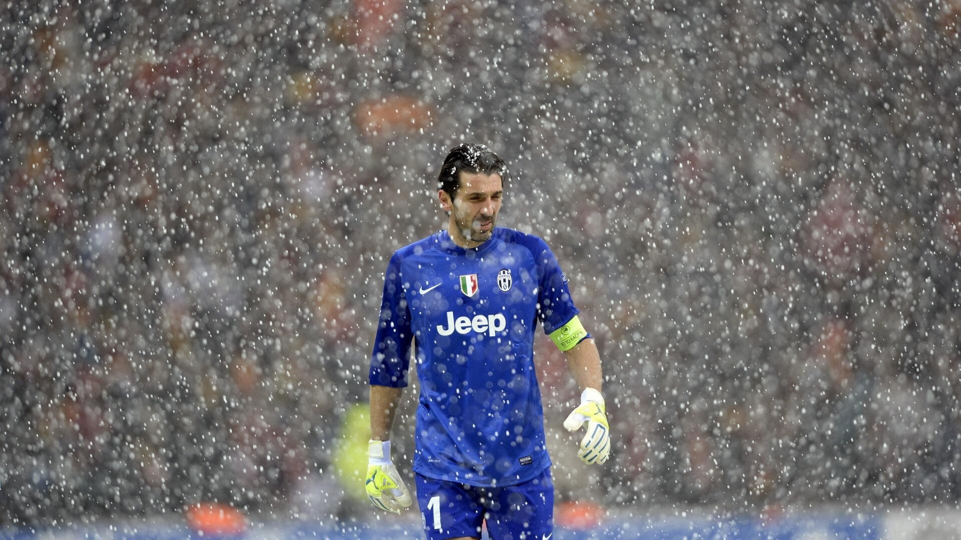 爱游戏电竞-“意甲强队大战令人目不暇接，冠军悬念继续”，意甲阵容